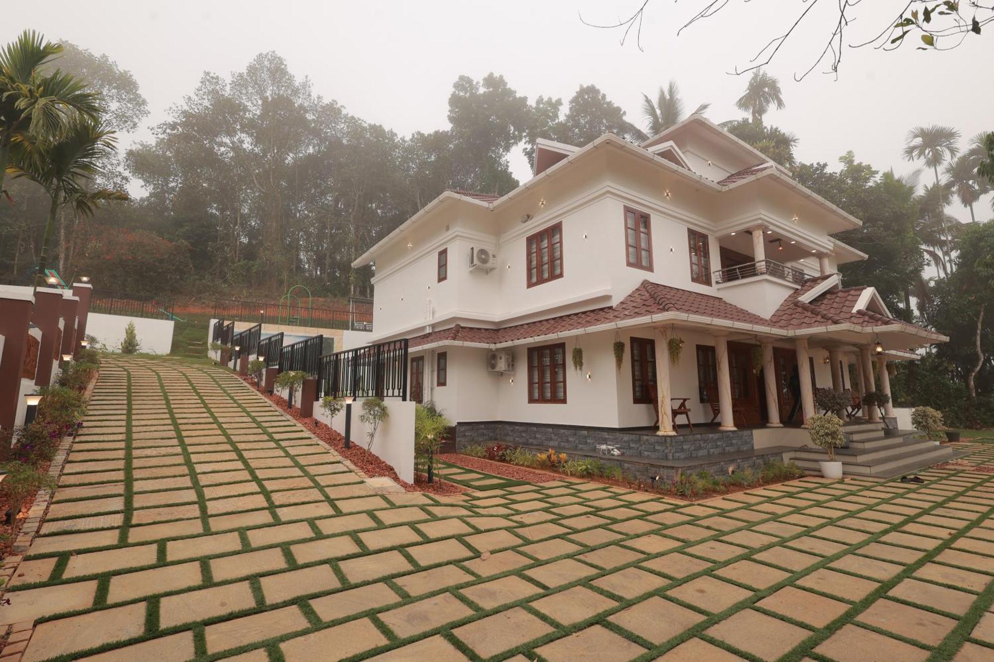 Tatvaura Resort Wayanad Padinjarathara 외부 사진